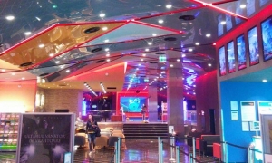 Tavane Extensibile - Material Lucios