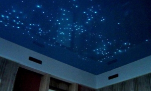 Tavan translucid iluminat cu efect 